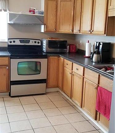 2nd image of 2315 Meadow Trl