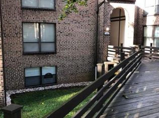 10A Fairway Rd, Reading, PA 19607