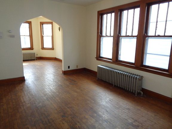 4th image of 12816 Honore St