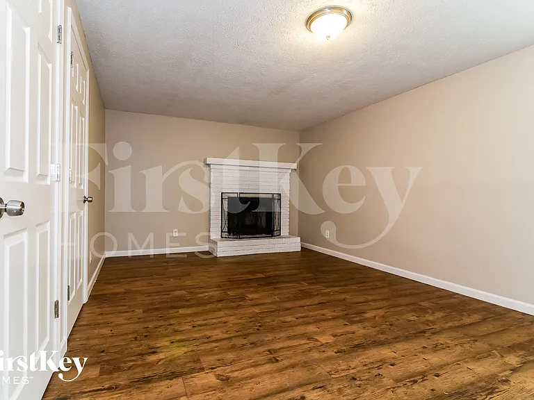 3703 Bonn Blvd — Photo 7