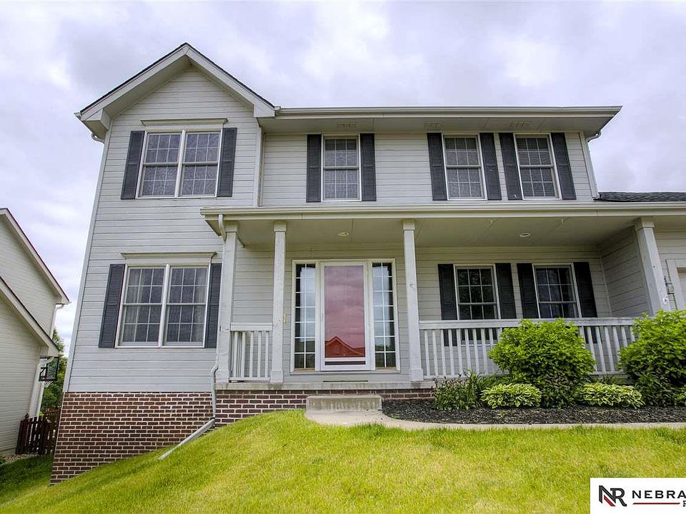 1st image of 4216 N 161st St