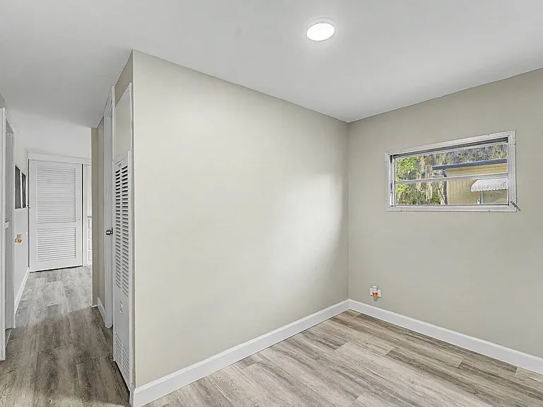 5053 Dunedin St — Photo 17