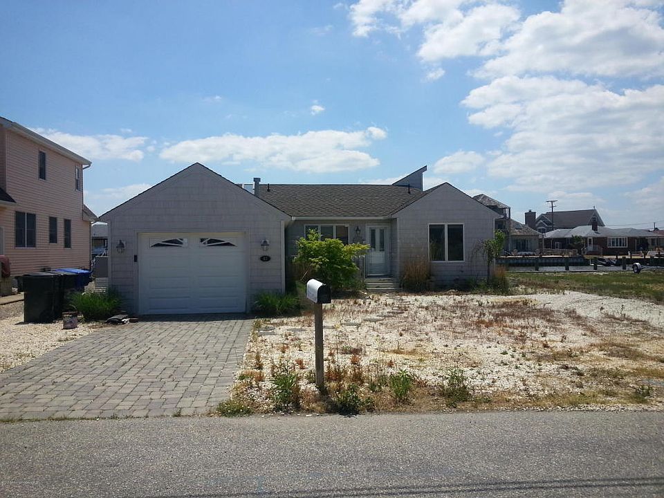2nd image of 47 Woodhaven Rd