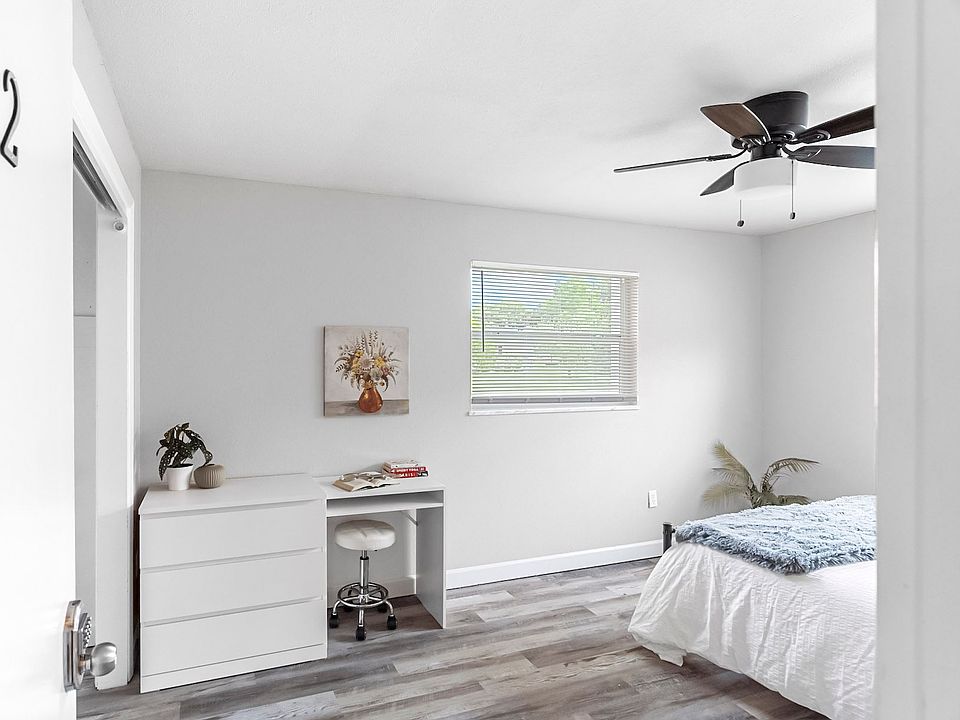 Disclaimer: This photo has been staged. Not all furnishings seen will be included.
