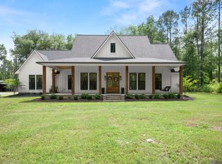 3195 Nesom Rd, Denham Springs, LA 70706