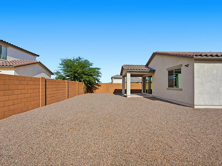 641 S Davidson Ln — Photo 40