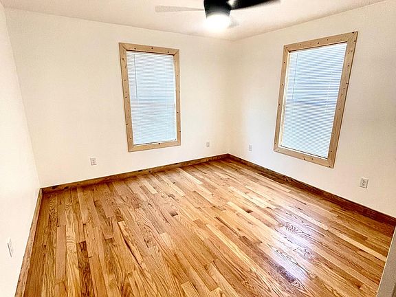 4th image of 705 Bensdale Rd