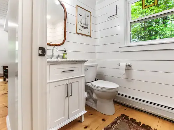 (undisclosed Address), Sunapee, NH 03782