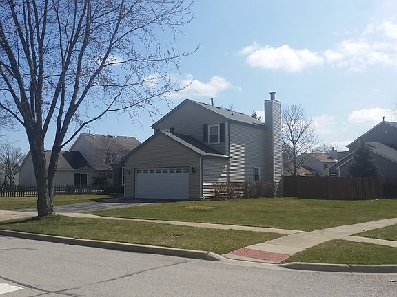 3rd image of 40 Knightsbridge Dr