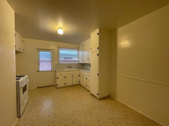 Kitchen and Dining room