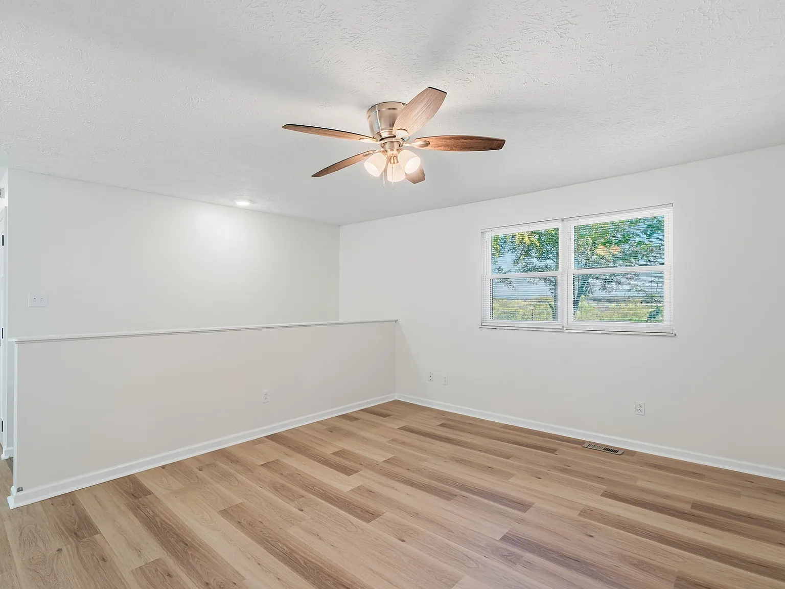(ACHMT) 2347 Adams Avenue - 0 — Photo 1