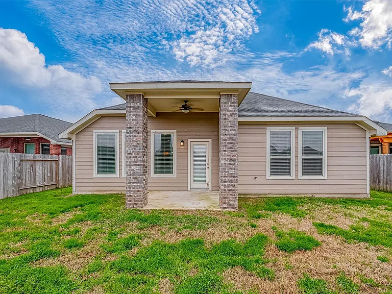 31118 Gulf Cypress Ln — Photo 24
