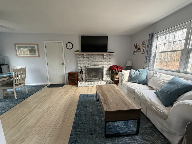 11 Dorset Rd — Photo 7