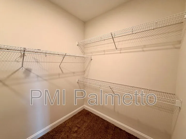 628 Colston Ln — Photo 17