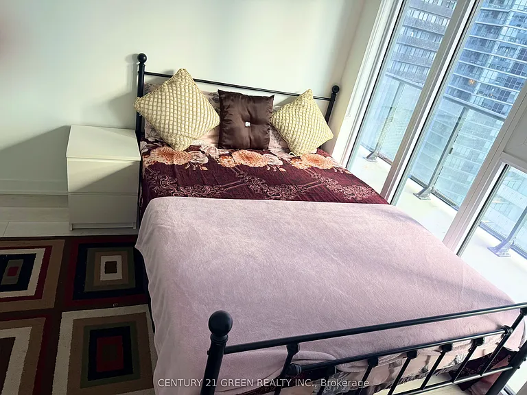 634 Church St #2301 — Photo 5