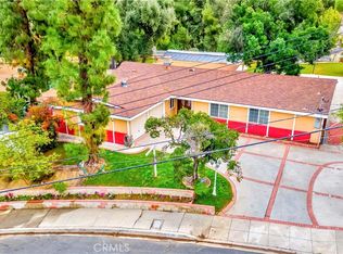 5916 McDonie Ave, Woodland Hills, CA 91367