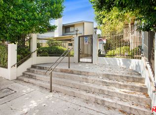 18445 Hatteras St UNIT 102, Tarzana, CA 91356