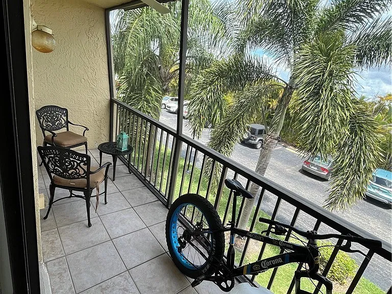 12491 McGregor Blvd #21 — Photo 9