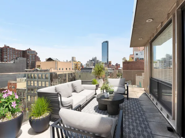 334 Grand Street image 6 of 24