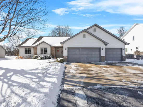 N9069 Kernan Ave, Menasha, WI 54952