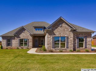 112 Madelyn Dr, Meridianville, AL 35759