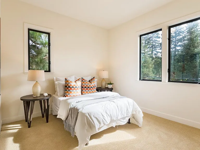 401 Alder Ln — Photo 9