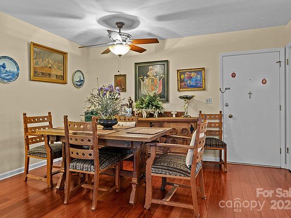 4th image of 427 6th Ave W APT A15