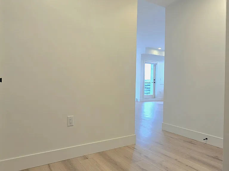 20769 Fraser Hwy #332 — Photo 19