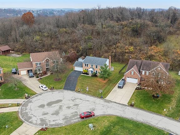 4th image of 1270 Barnstaple Dr