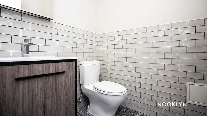 Rented by Nooklyn NYC LLC | media 26