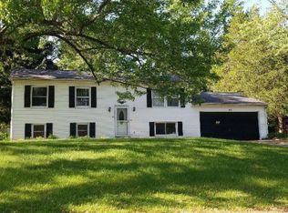 1305 South St, Niles, MI 49120