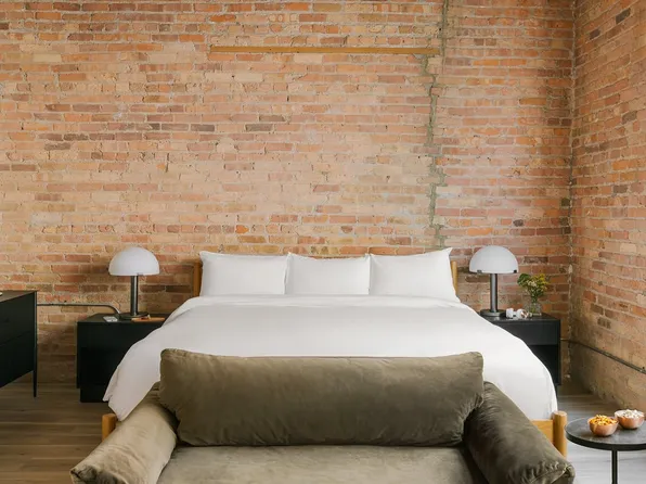 555 W Jackson Blvd, Chicago, IL