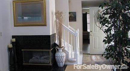 3rd image of 337 Bloomfield Ct