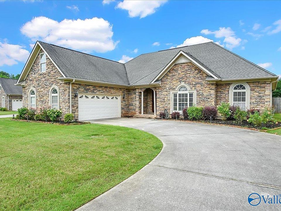 1st image of 4017 Saddlehorn Bnd SW