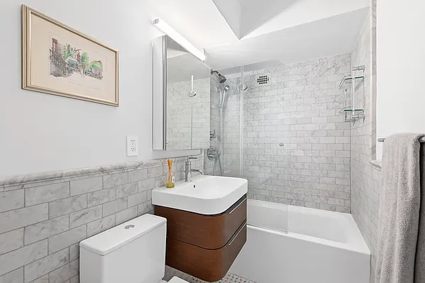 Sold by Compass | media 7