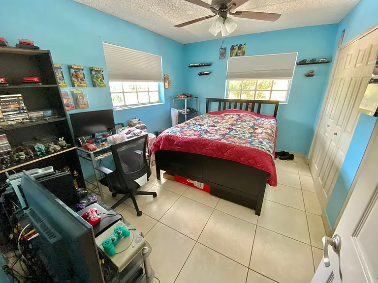 11955 SW 18th Ter #1 — Photo 8