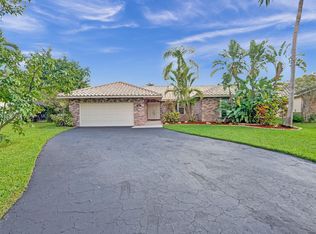9005 NW 49th Ct, Pompano Beach, FL 33067