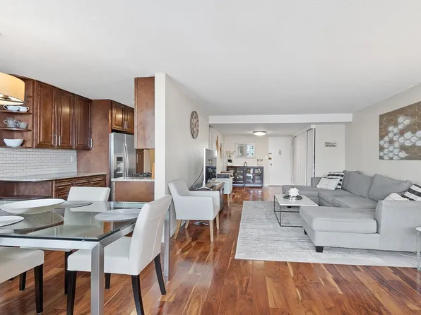 11818 Union Tpke APT 19H, Jamaica, NY 11415