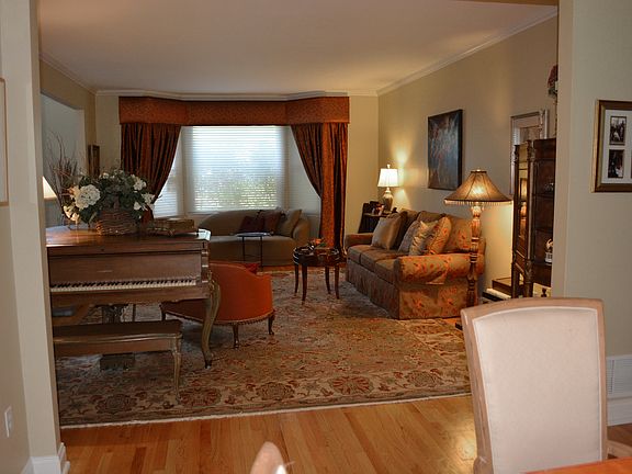 Large formal living room