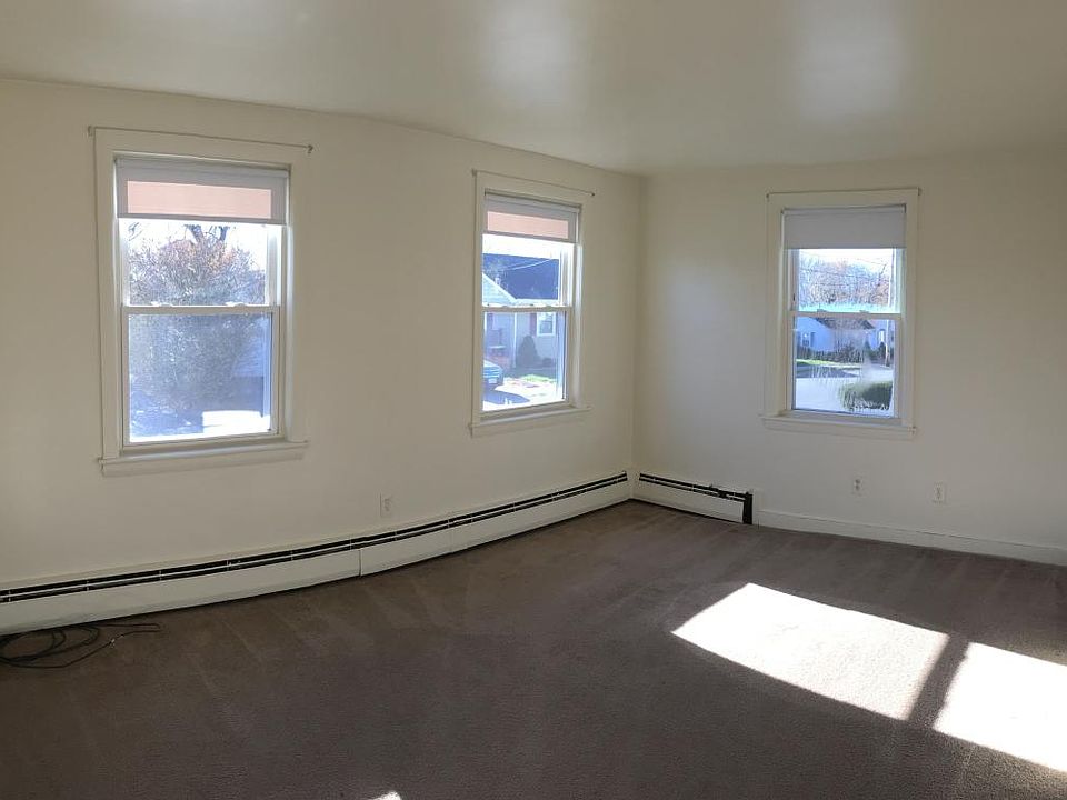 Large Corner Bedroom