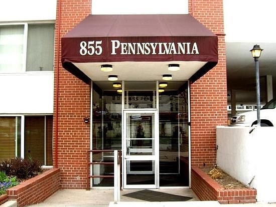 This is the external entrance to the building. You may also enter the building from the locked garage, which includes an assigned parking space, locked bicycle parking, and a car wash (see description!).
