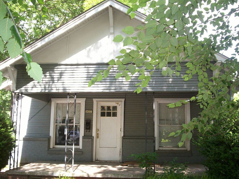 1st image of 1209 S Porter St