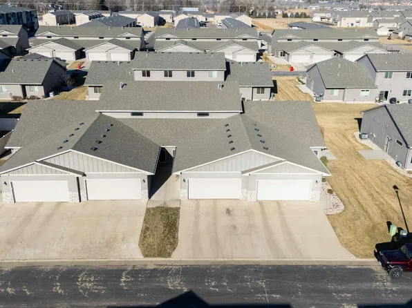 4410 W Townsley Pl, Sioux Falls, SD 57108