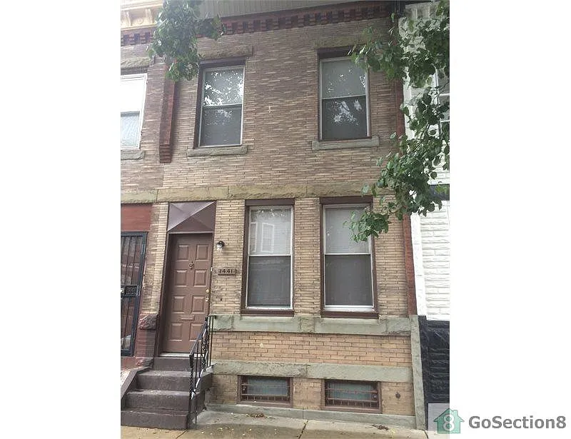 1441 N 30th St photo 1