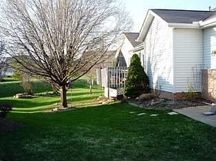 4th image of 3443 Amesbury Ln
