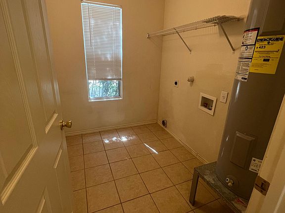 4th image of 15407 Kamary Ln #15407