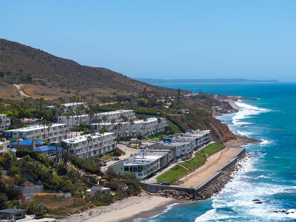 11964 Whalers Ln, Malibu, CA 90265