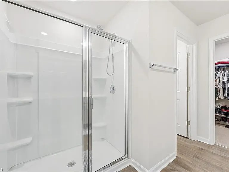 108 Nova Ln — Photo 6