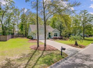 5560 Alpine Dr, Summerville, SC 29483