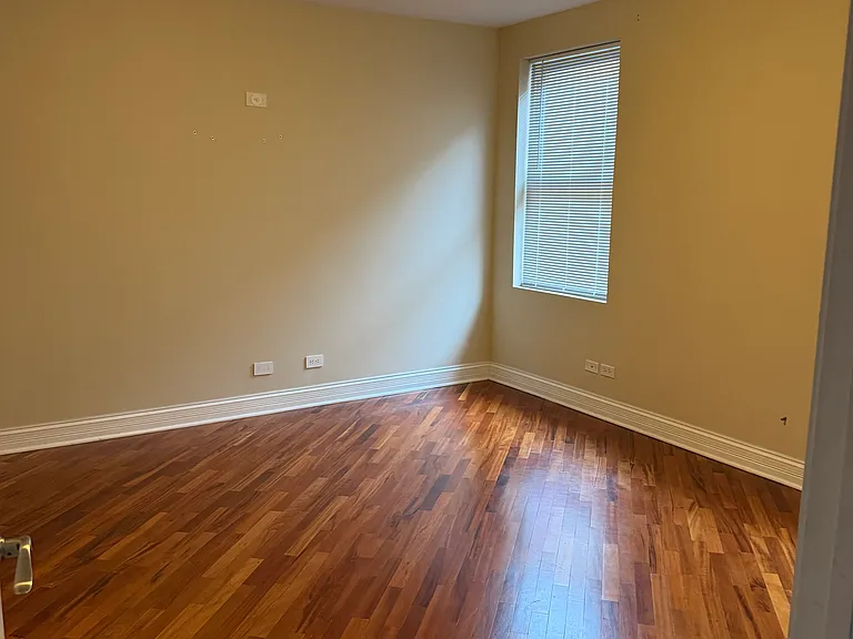 2539 W Lunt Ave #1 — Photo 23